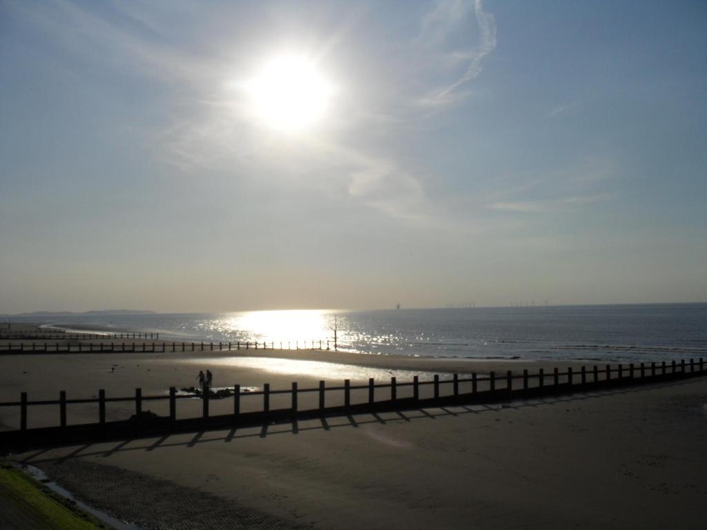 Ferienwohnung Ocean View Rhyl Exterior foto